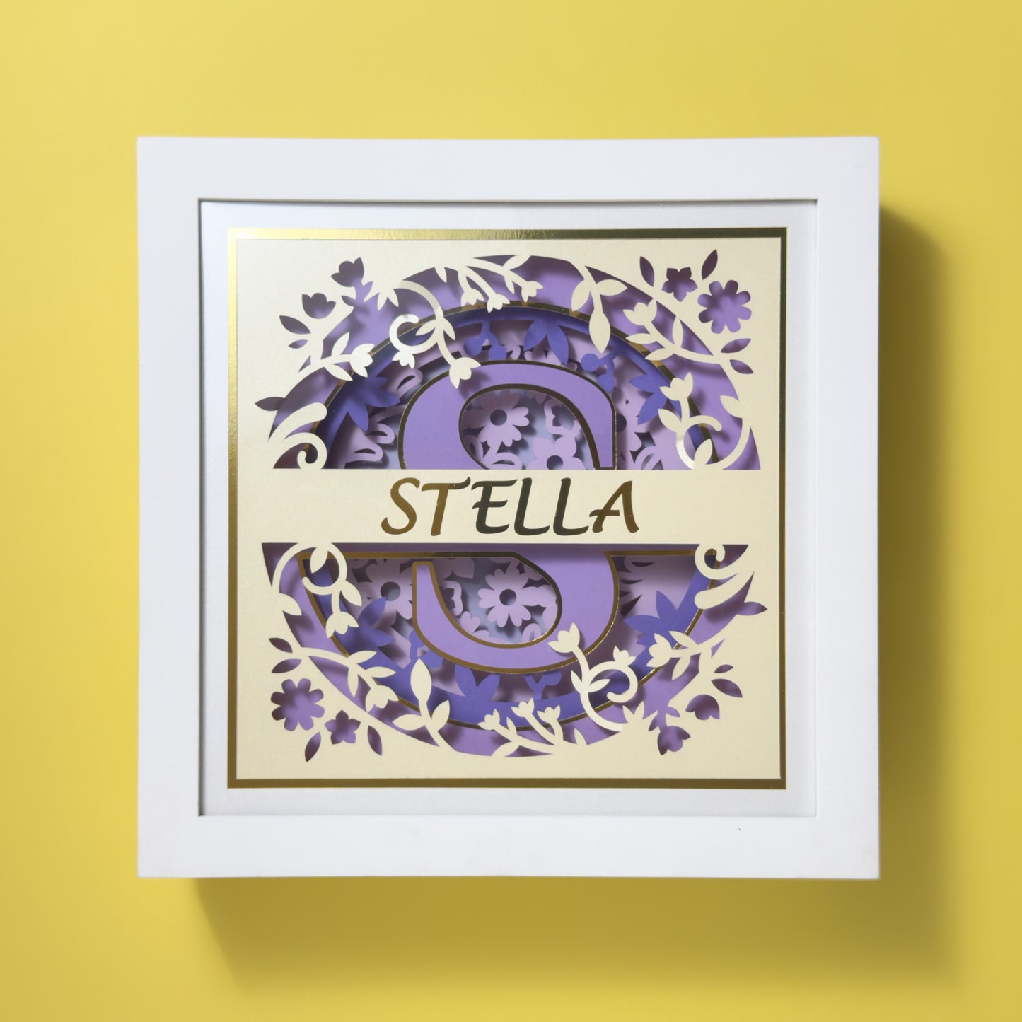MONOGRAMA FLORES roxo- Porta maternidade ou Quadro decorativo personalizado