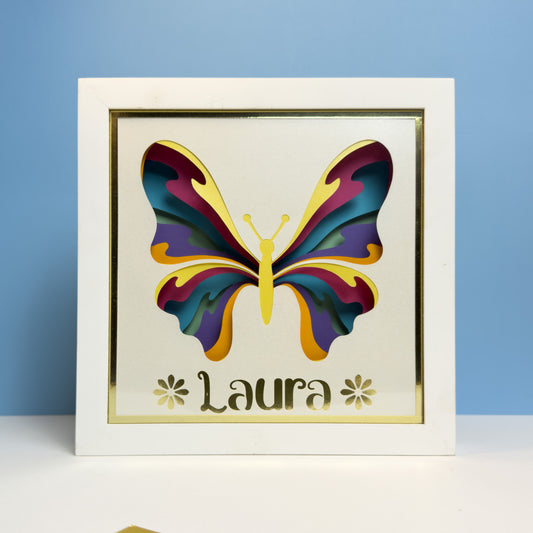 BORBOLETA cores vivas - Porta maternidade ou Quadro decorativo personalizado (Cópia)
